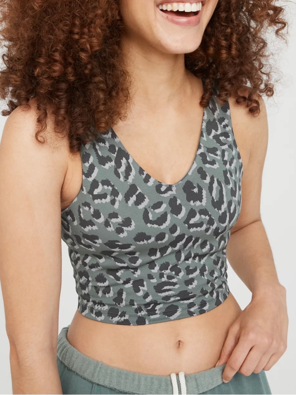 Offline by Aerie Leopard Jacquard Sport Bra Size M NWOT